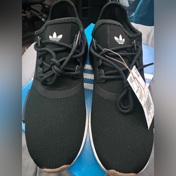 Adidas NMD-R1 NWT! NIB.   SIZE 7 men - Picture 5 of 12